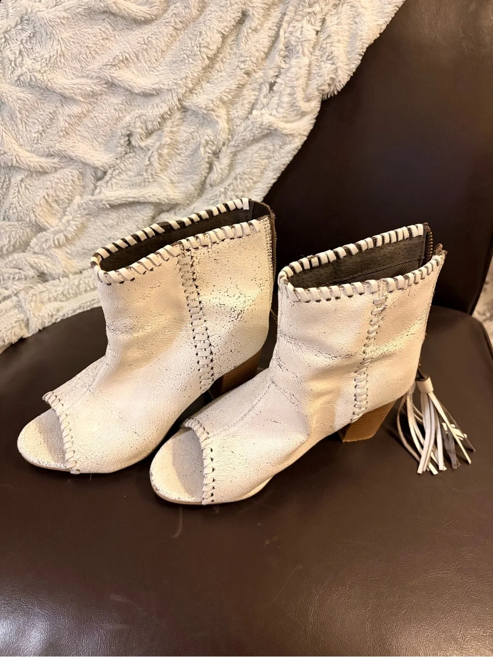 Roper White Leather Peep-Toe Tassel Block Heel Ankle Sandal